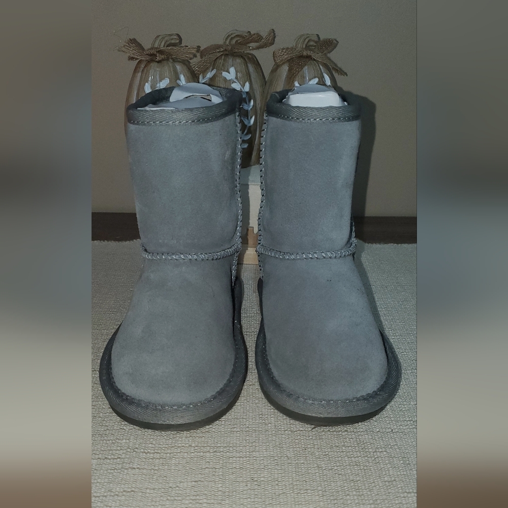 Gray UGG Koolaburra BootsToddler's 7